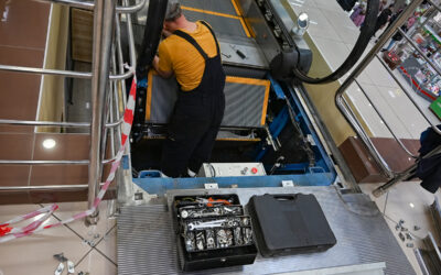 5  Key Signs You Need Escalator Repair Services